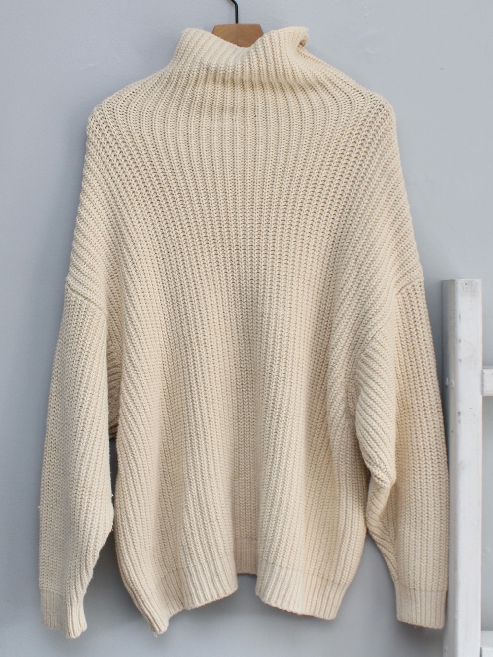 Free People Swim Too Deep Oversize Turtleneck Sweater Cream Beige Size Medium - Picture 4 of 6